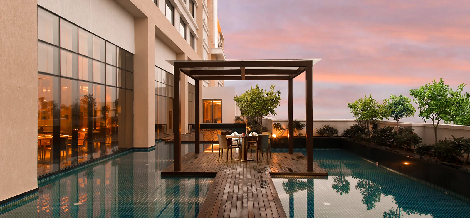 Feathers Hotel