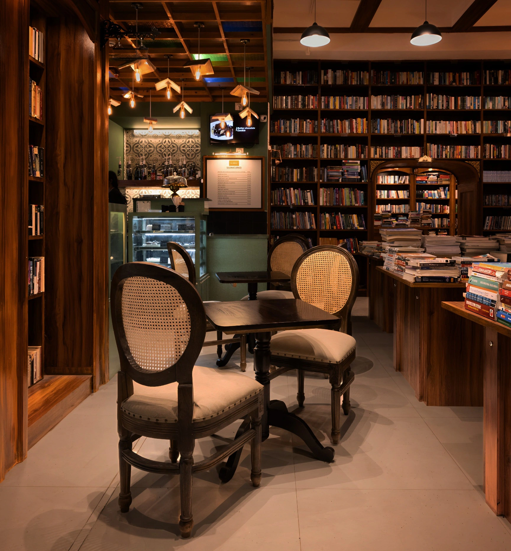 Moore Market Bookstore, Chennai