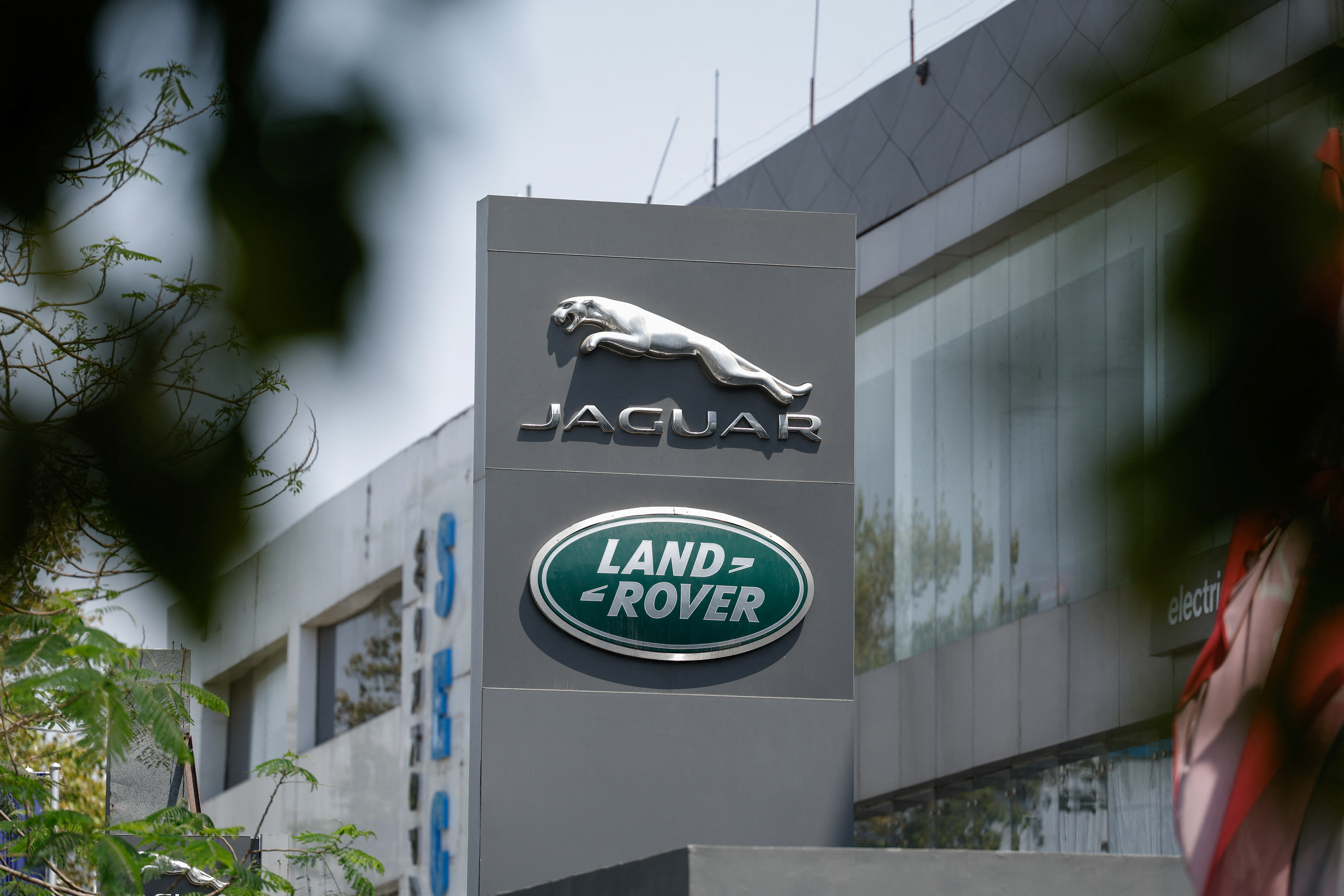 Jaguar Land Rover comes to Tamil Nadu