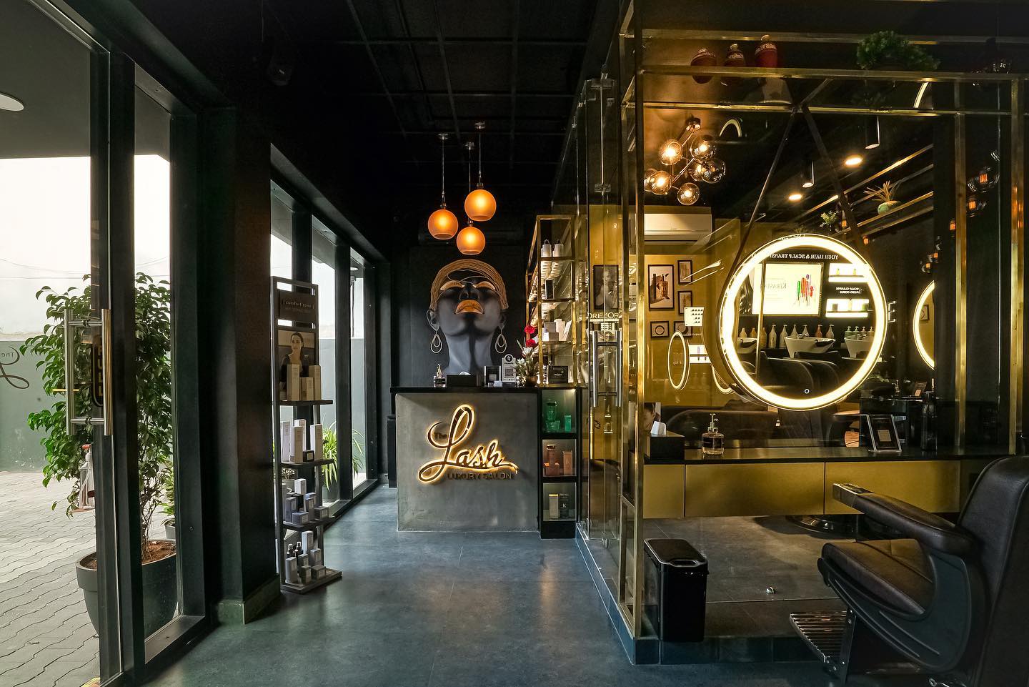 A refined, contemporary salon space